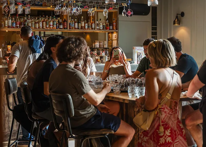 Hostel Code - The Court, Edinburgh